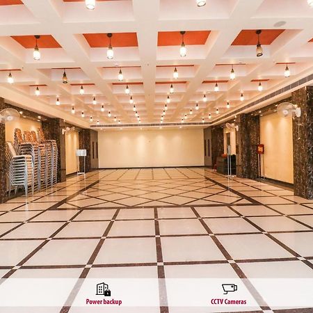 Oyo Flagship 69860 Mastana Palace Ξενοδοχείο Βαρανάσι Εξωτερικό φωτογραφία