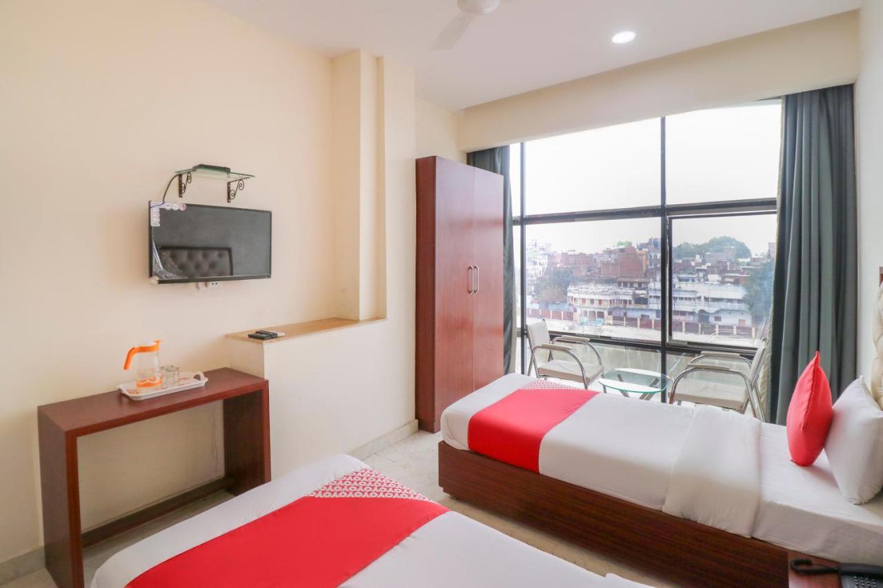 Oyo Flagship 69860 Mastana Palace Ξενοδοχείο Βαρανάσι Εξωτερικό φωτογραφία