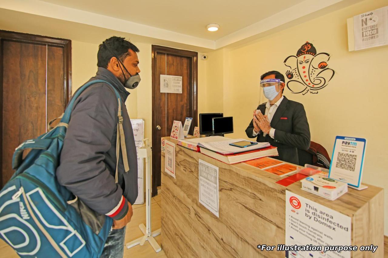 Oyo Flagship 69860 Mastana Palace Ξενοδοχείο Βαρανάσι Εξωτερικό φωτογραφία